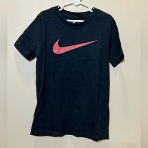 Nike Graphic Tee